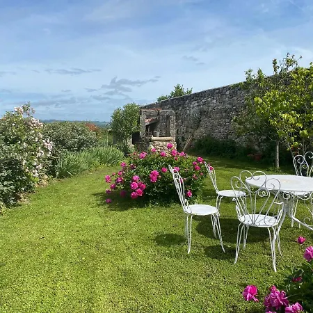 Le Prieure De Pierre 3*