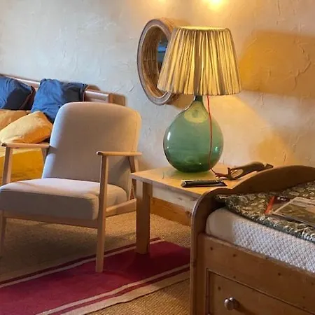 Le Prieure De Pierre فندق مبيت وإفطار 3*