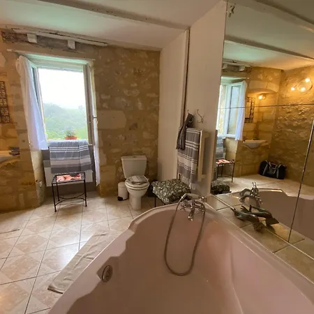 Le Prieure De Pierre فندق مبيت وإفطار 3*
