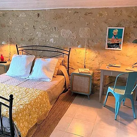 فندق مبيت وإفطار Le Prieure De Pierre Saint-Pey-de-Castets