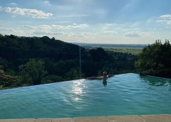 Le Prieuré De Pierre Couette-café Saint-Pey-de-Castets
