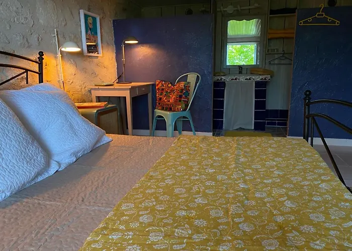 Le Prieuré De Pierre Couette-café