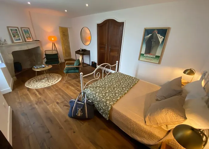 Le Prieuré De Pierre Saint-Pey-de-Castets